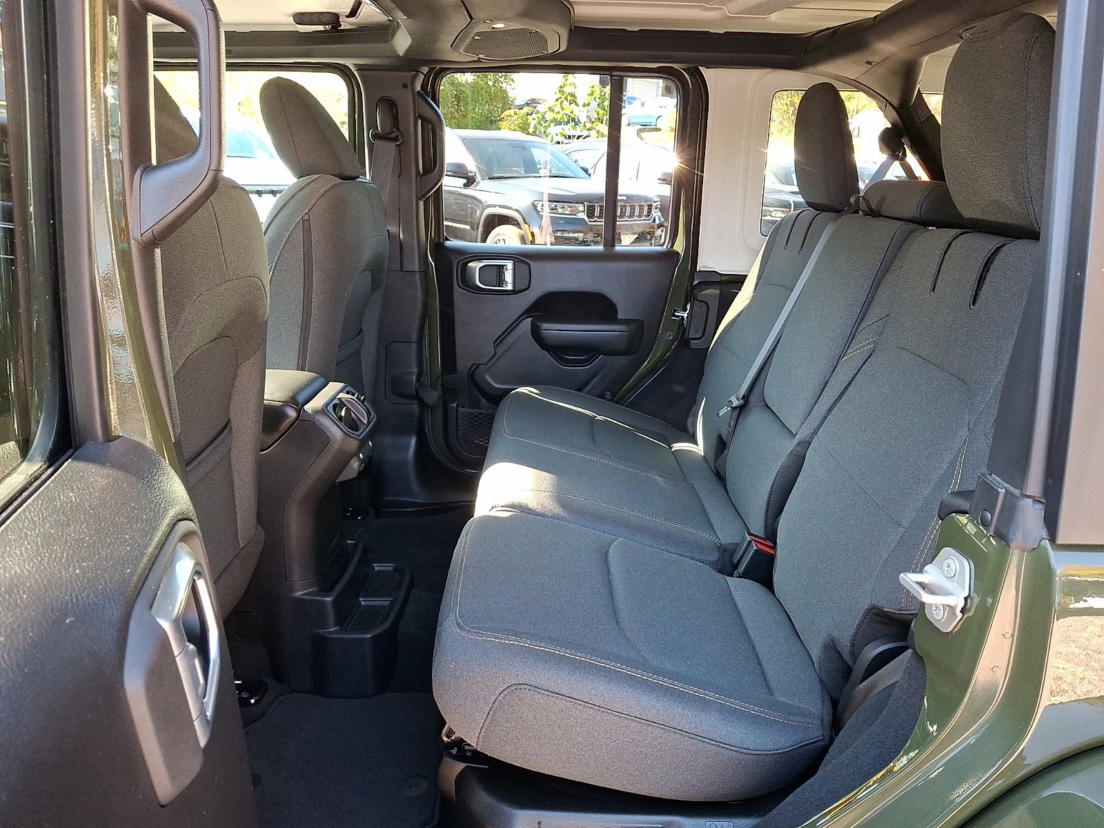 Used 2024 Sarge Green Clearcoat Jeep Sport S image 10