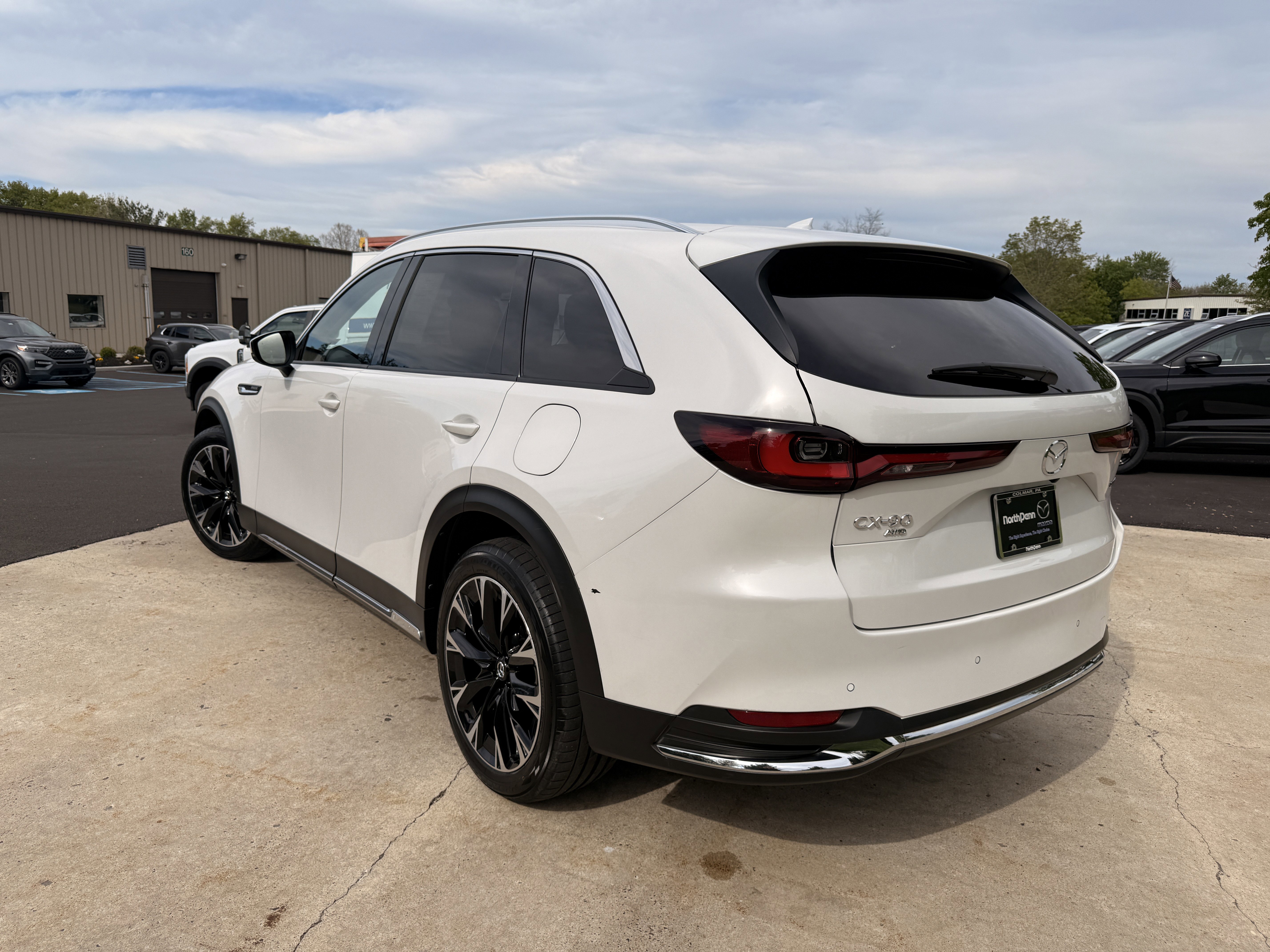 Used 2024 Rhodium White Premium Mazda Premium image 16