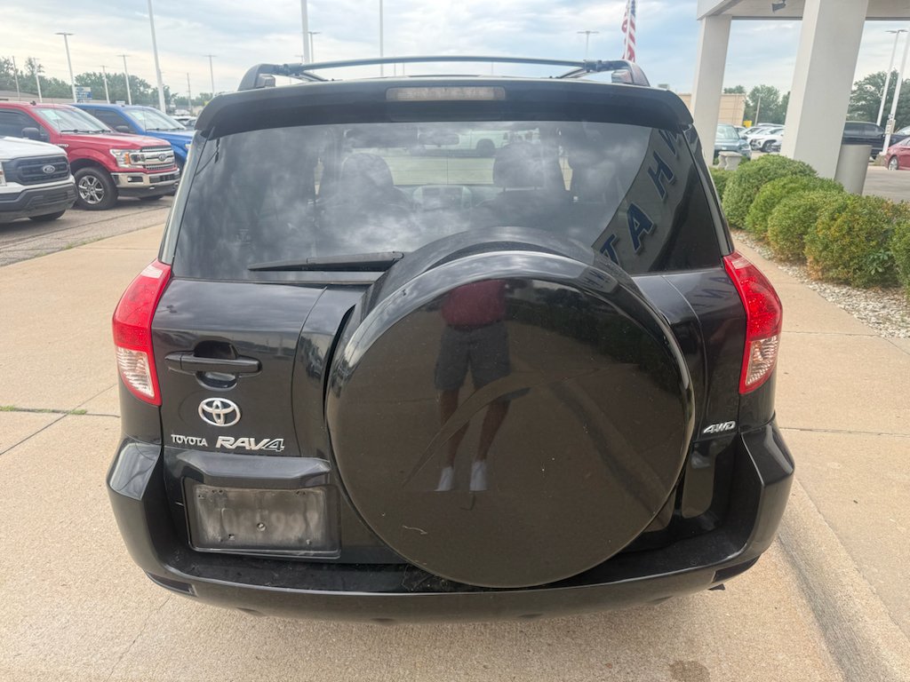 Used 2007  Toyota Limited image 11