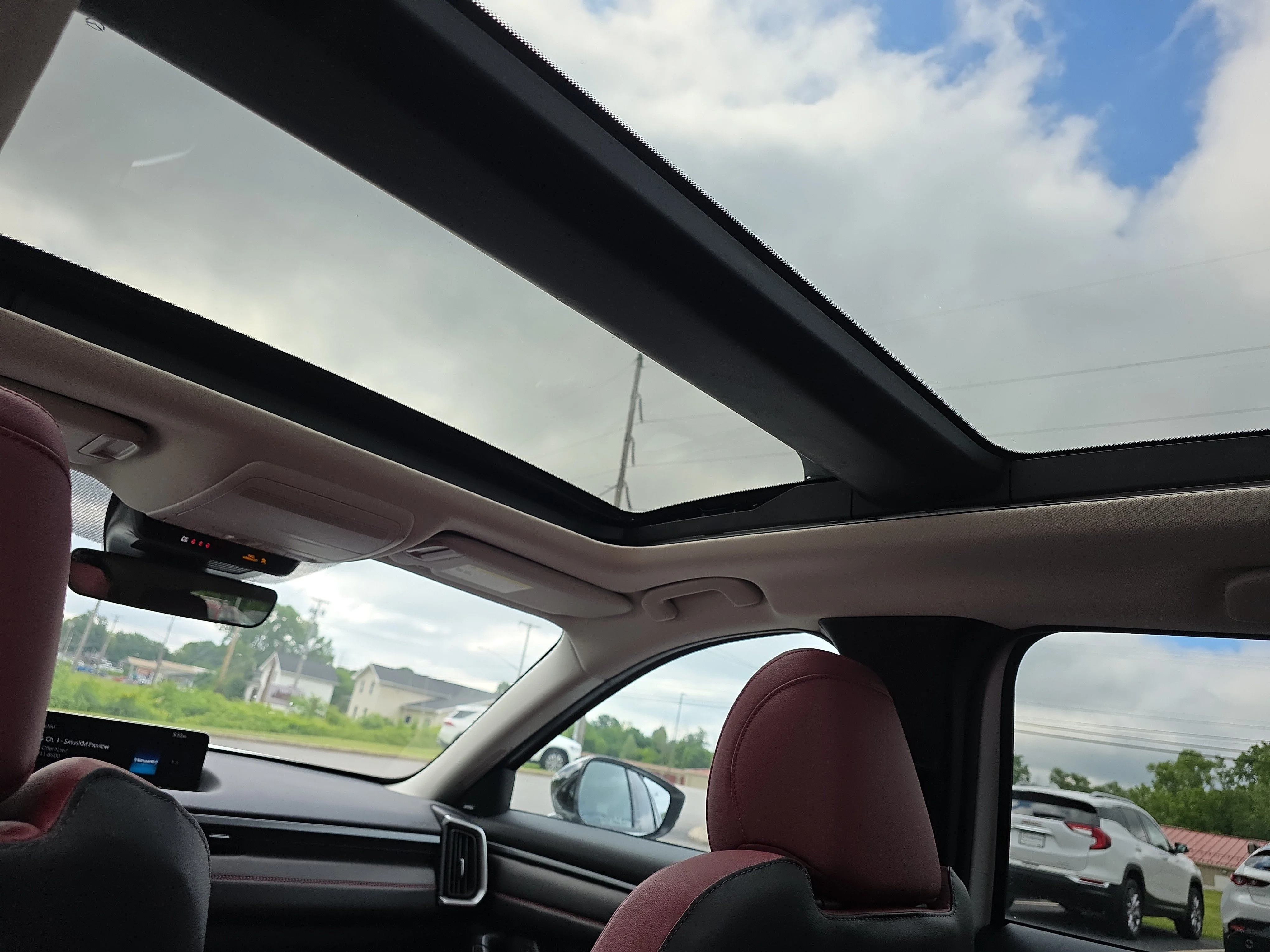 New 2026 Wind Chill Pearl Mazda Premium image 27