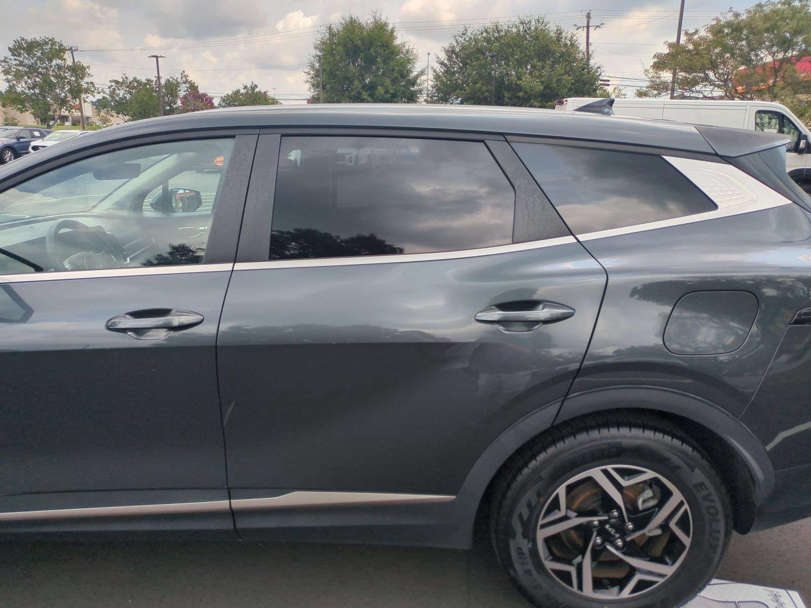 Used 2023 Gravity Gray Kia LX image 29