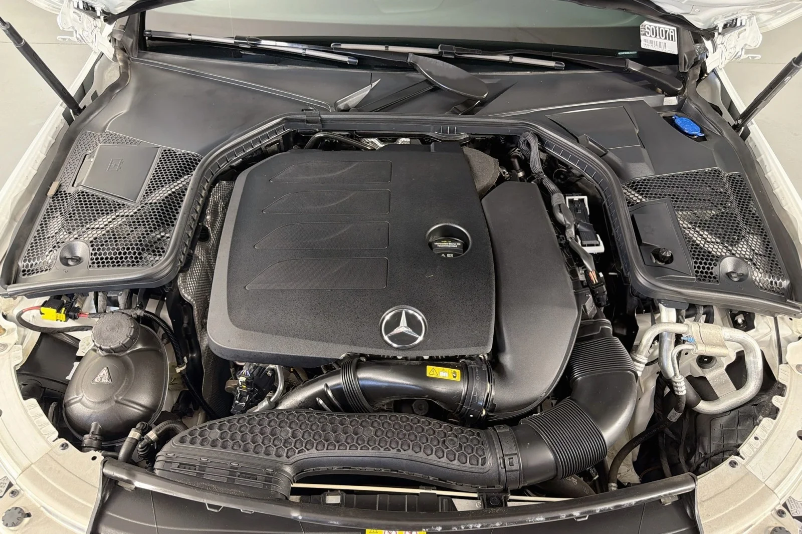 Used 2020 Polar White Mercedes-Benz C 300 image 11