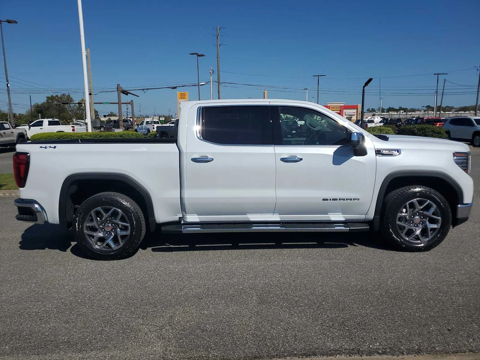 New 2026 Glacier White Tricoat GMC SLT image 7
