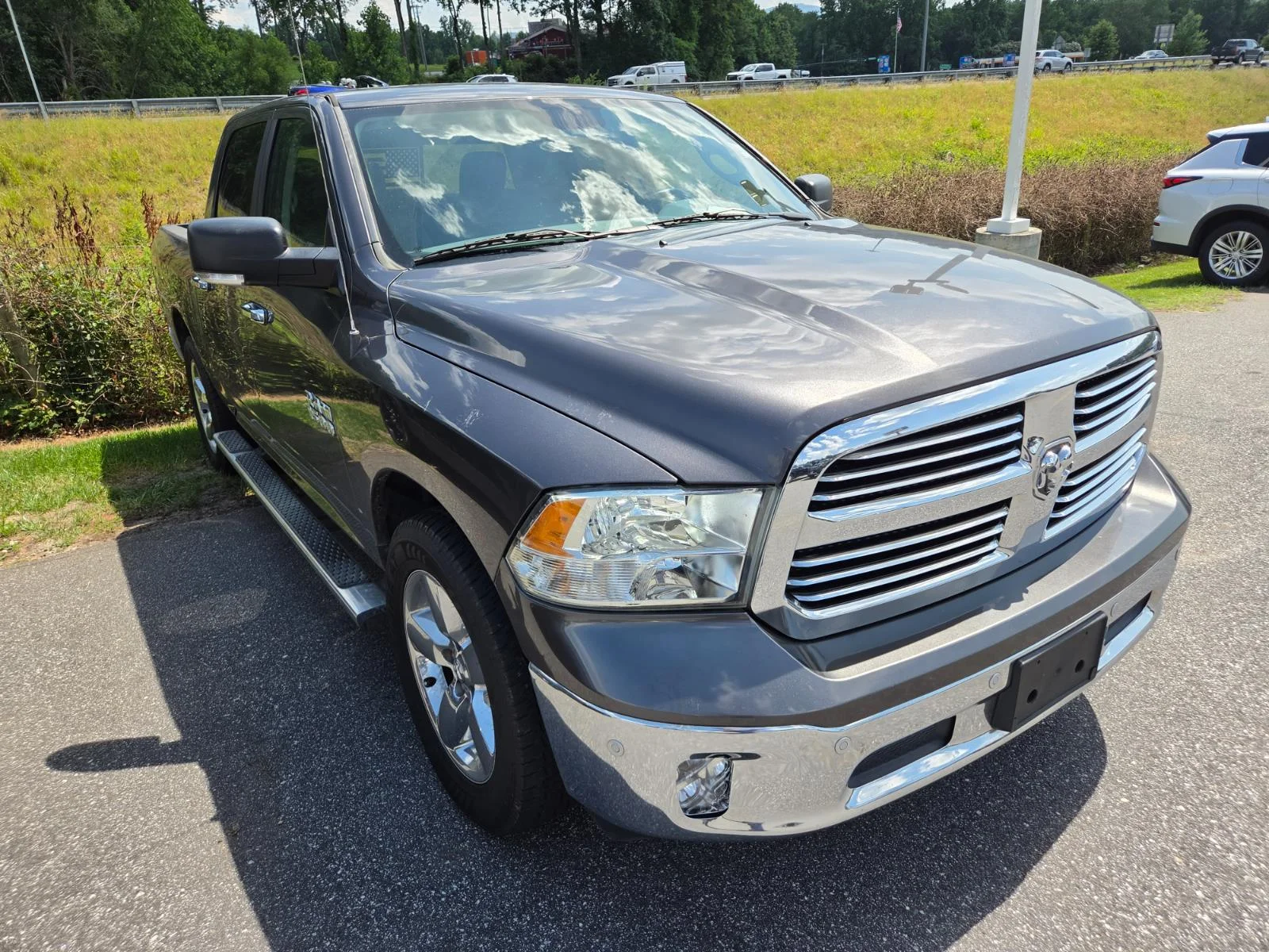 Used 2016 Grey Ram Lone Star image 3