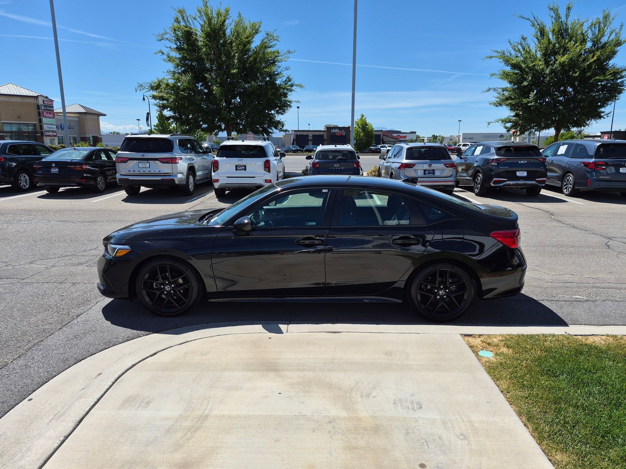Used 2023 Crystal Black Pearl Honda Sport image 6