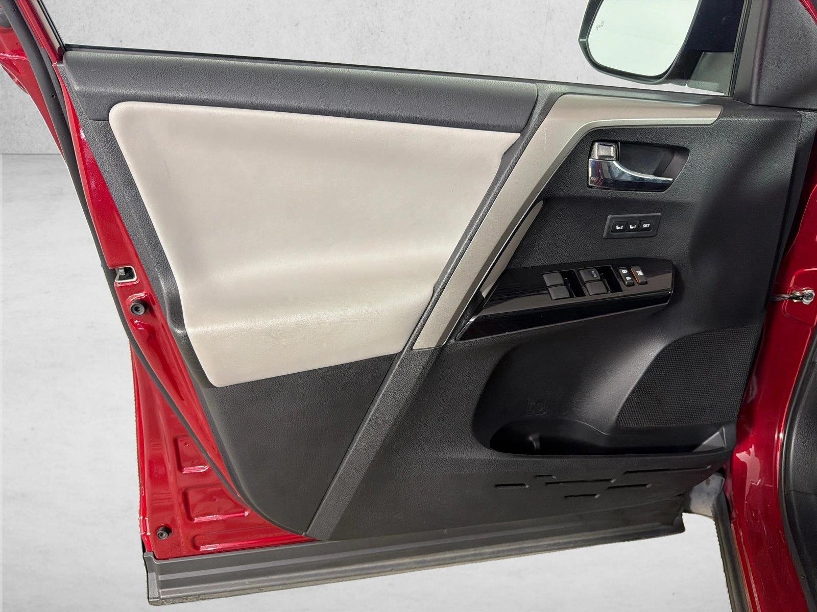 Used 2018 Ruby Flare Pearl Toyota Limited image 11