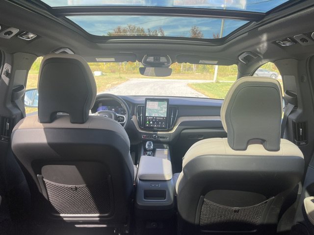 Used 2026 Blue Volvo Plus image 11