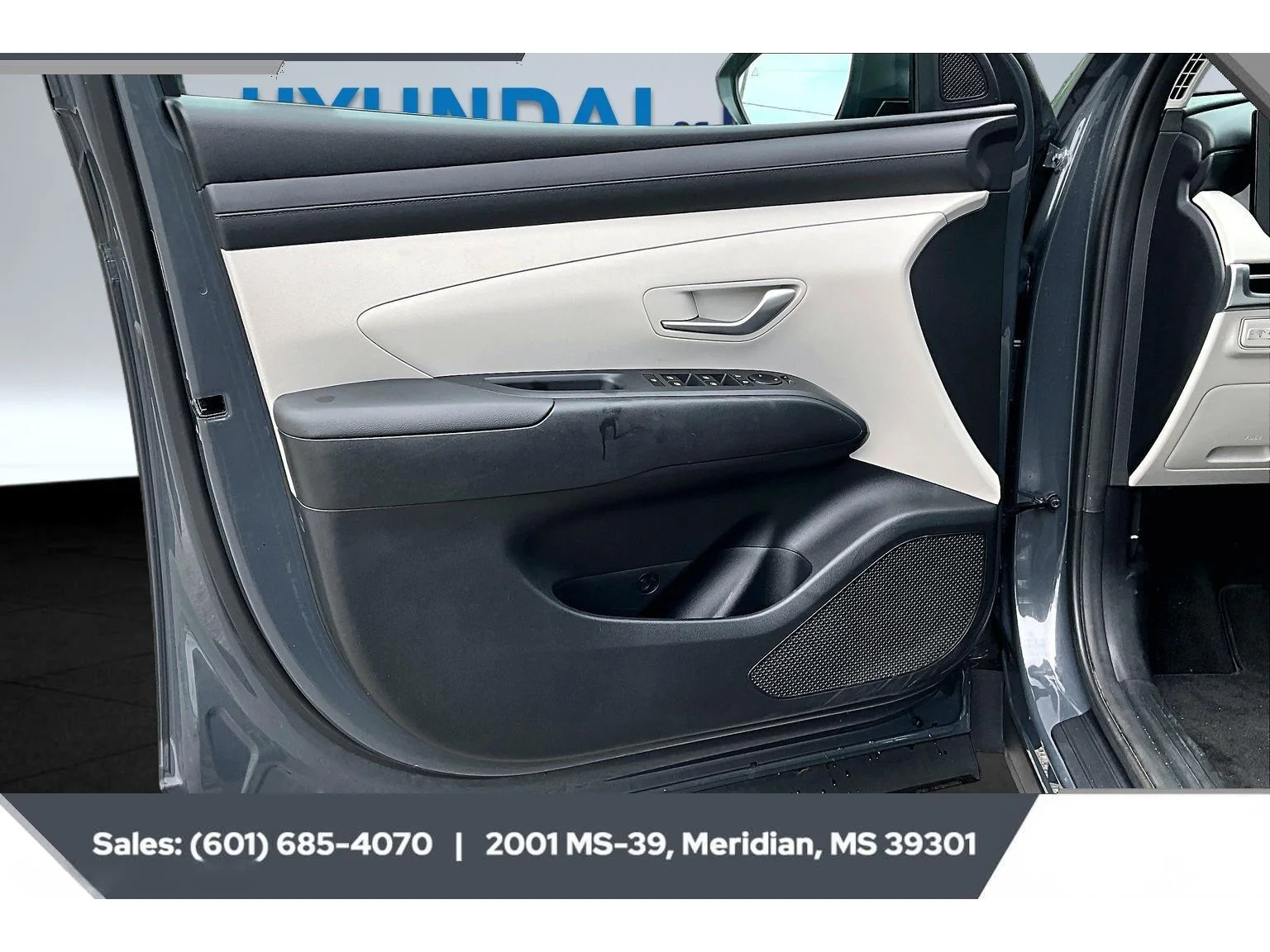 Used 2025 ECOTRONIC GRAY Hyundai SEL image 17