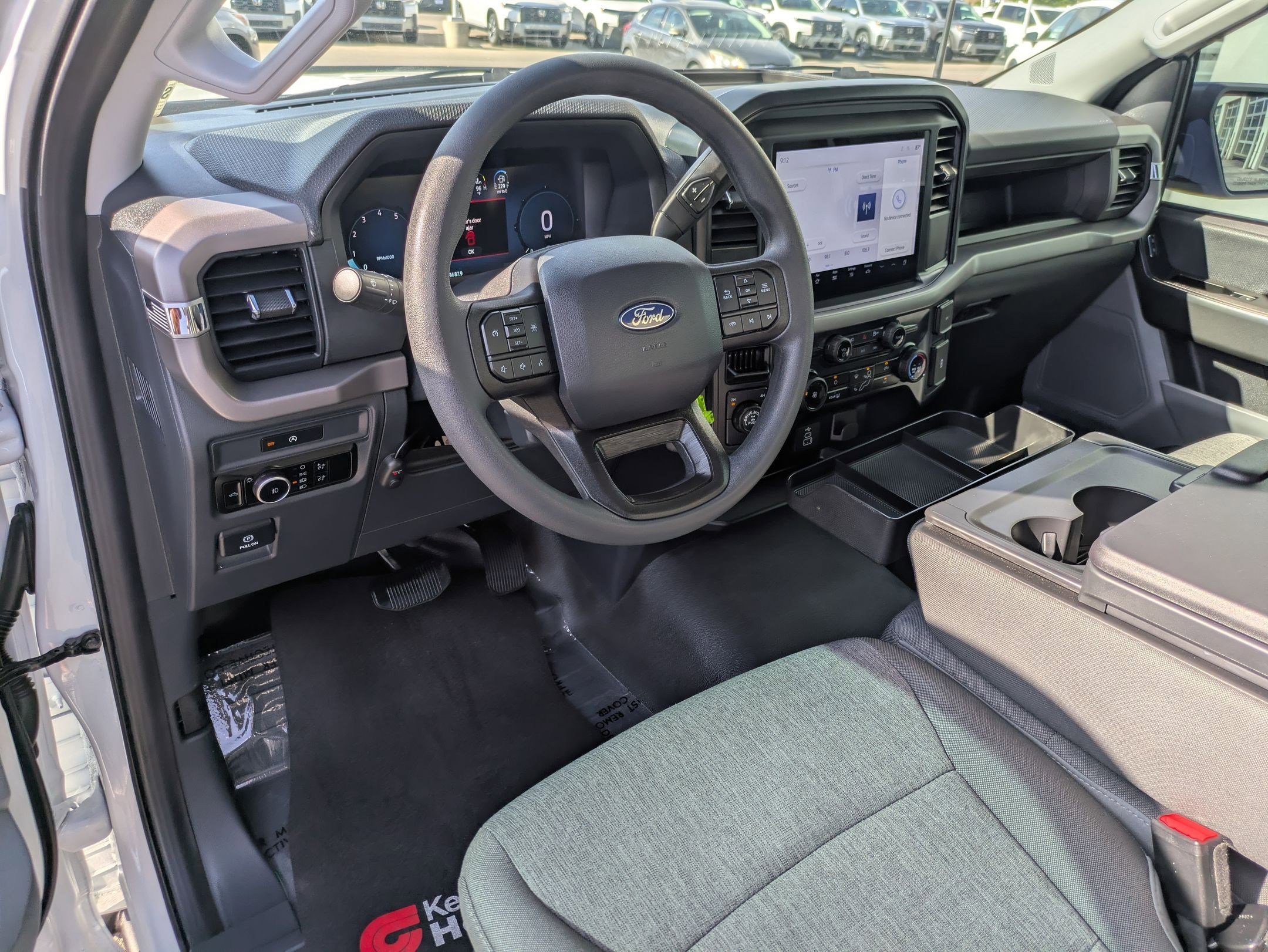 Used 2025 Oxford White Ford XL image 15