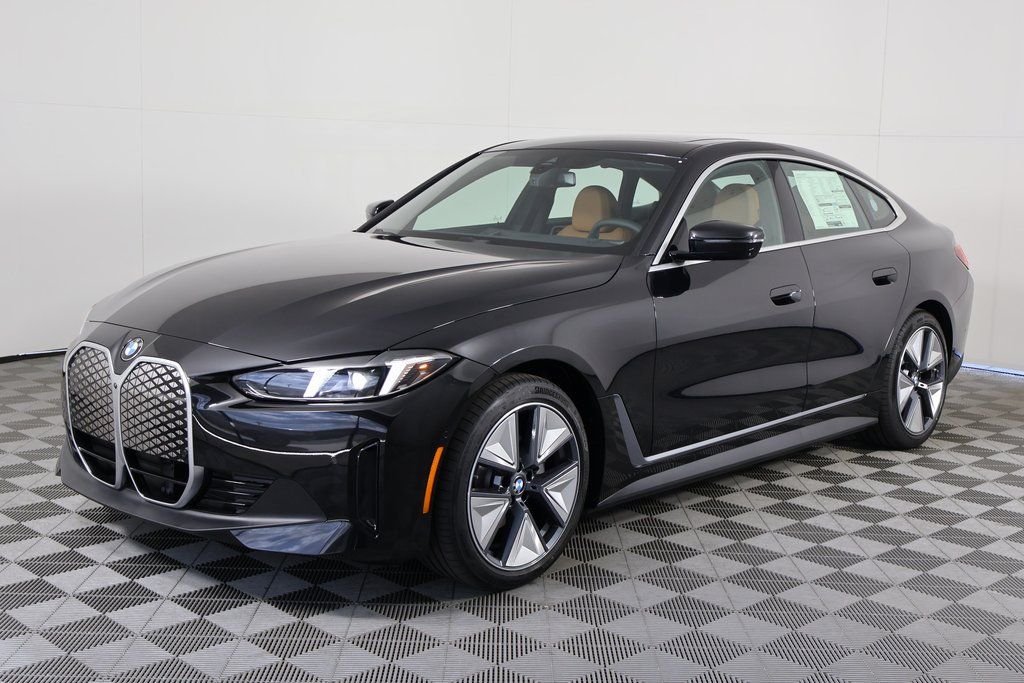New 2026 Black Sapphire Metallic BMW eDrive40 image 1