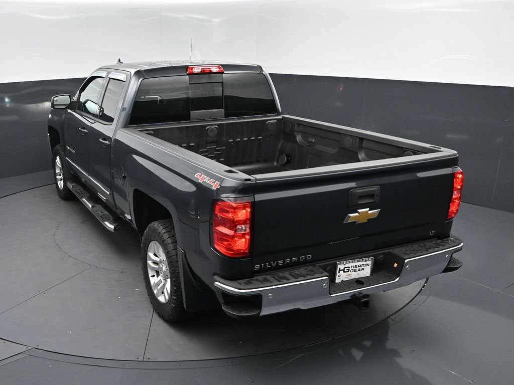 Used 2017 Gray Chevrolet LT image 31