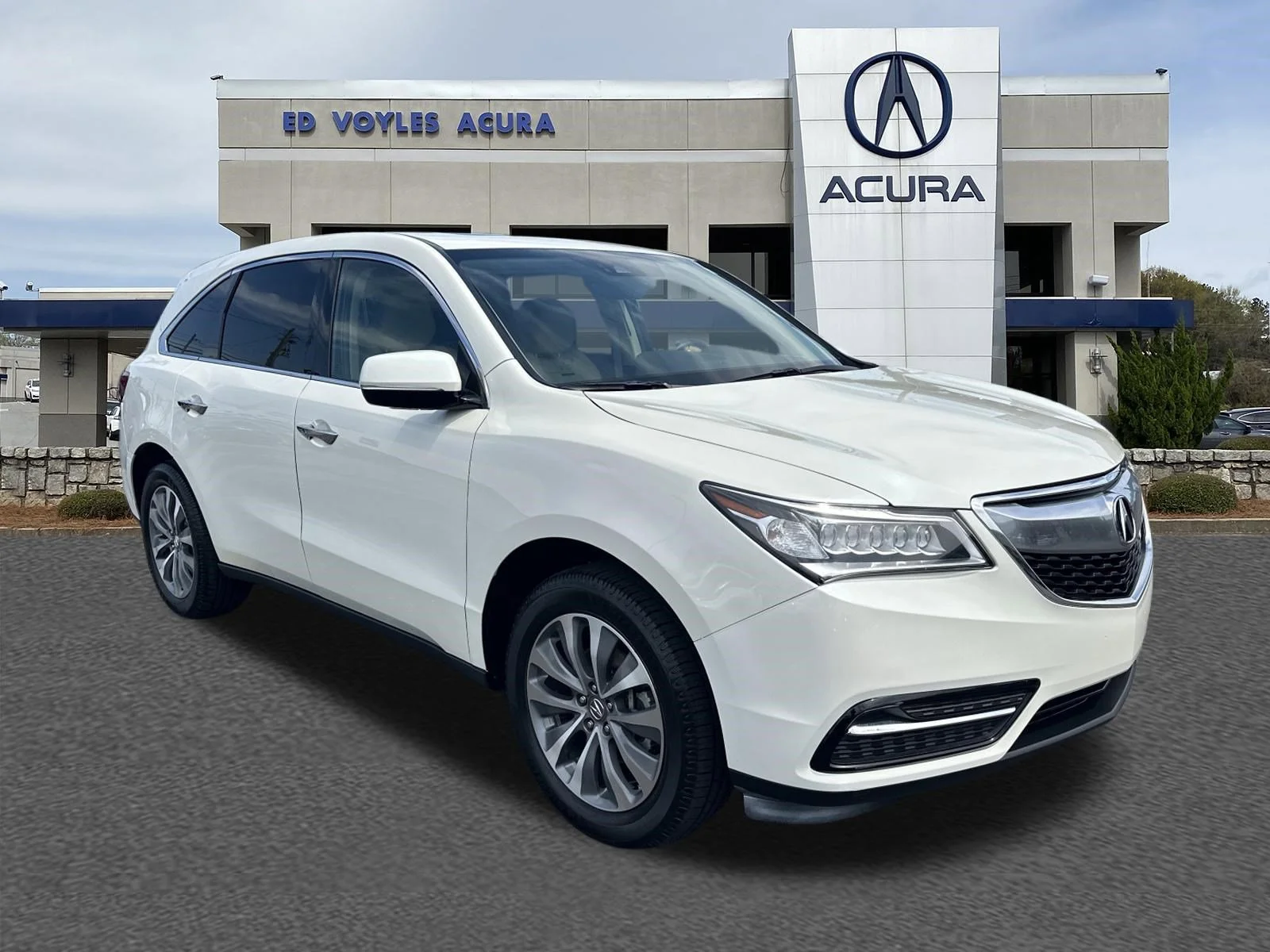 Certified Used 2016 White Diamond Pearl Acura w/Tech image 3