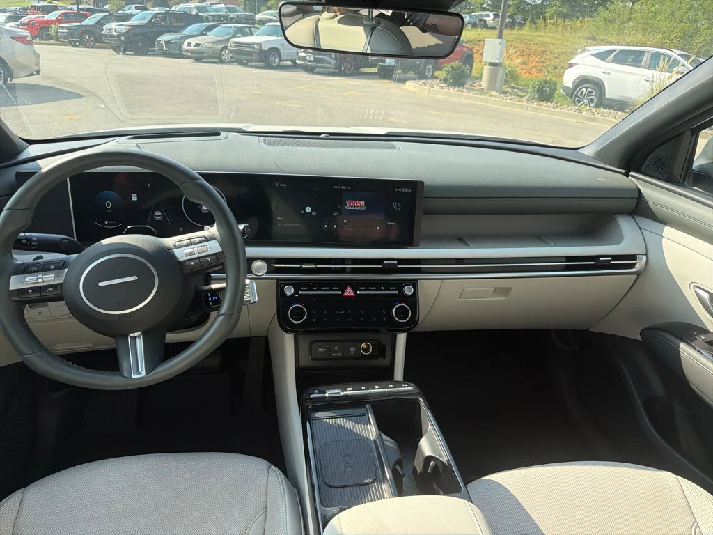 Used 2026 Serenity White Pearl Hyundai Limited image 10