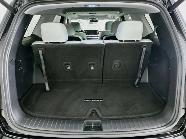 Certified Pre-Owned 2025 Hyundai Palisade SEL Premium