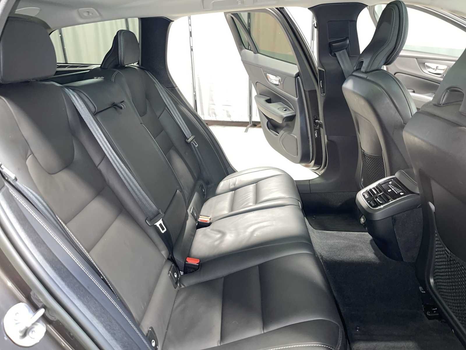 Used 2023 Gray Volvo Ultimate image 13