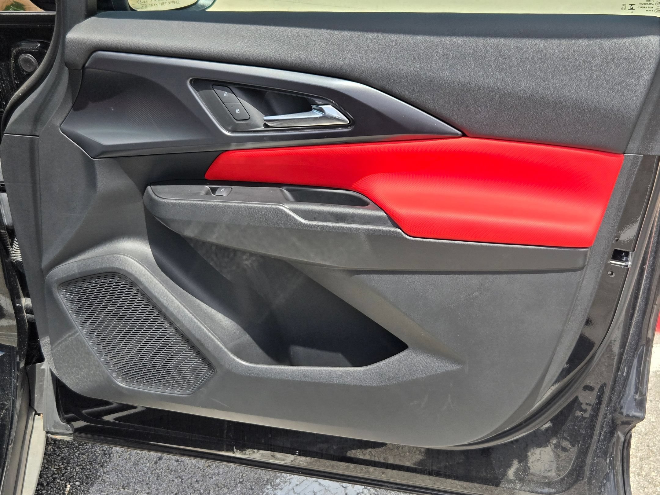 Used 2025 Black Chevrolet RS image 28