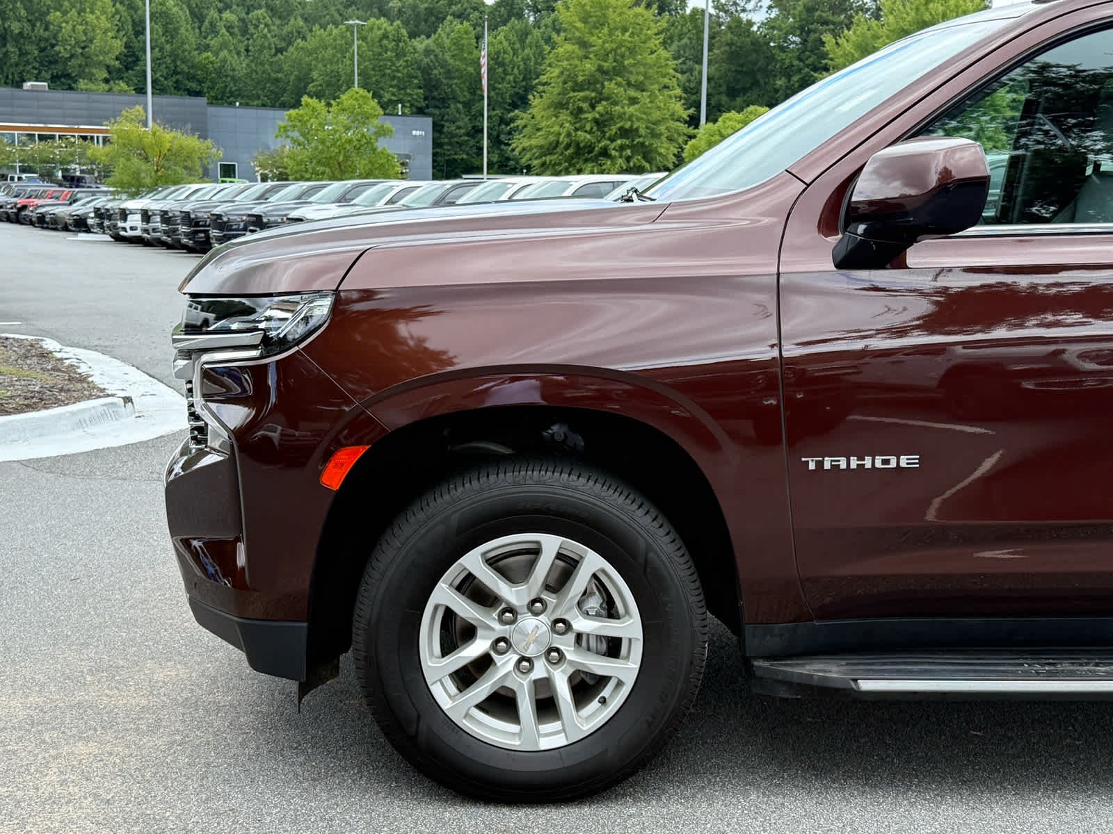 Used 2023 Auburn Metallic Chevrolet LT image 11