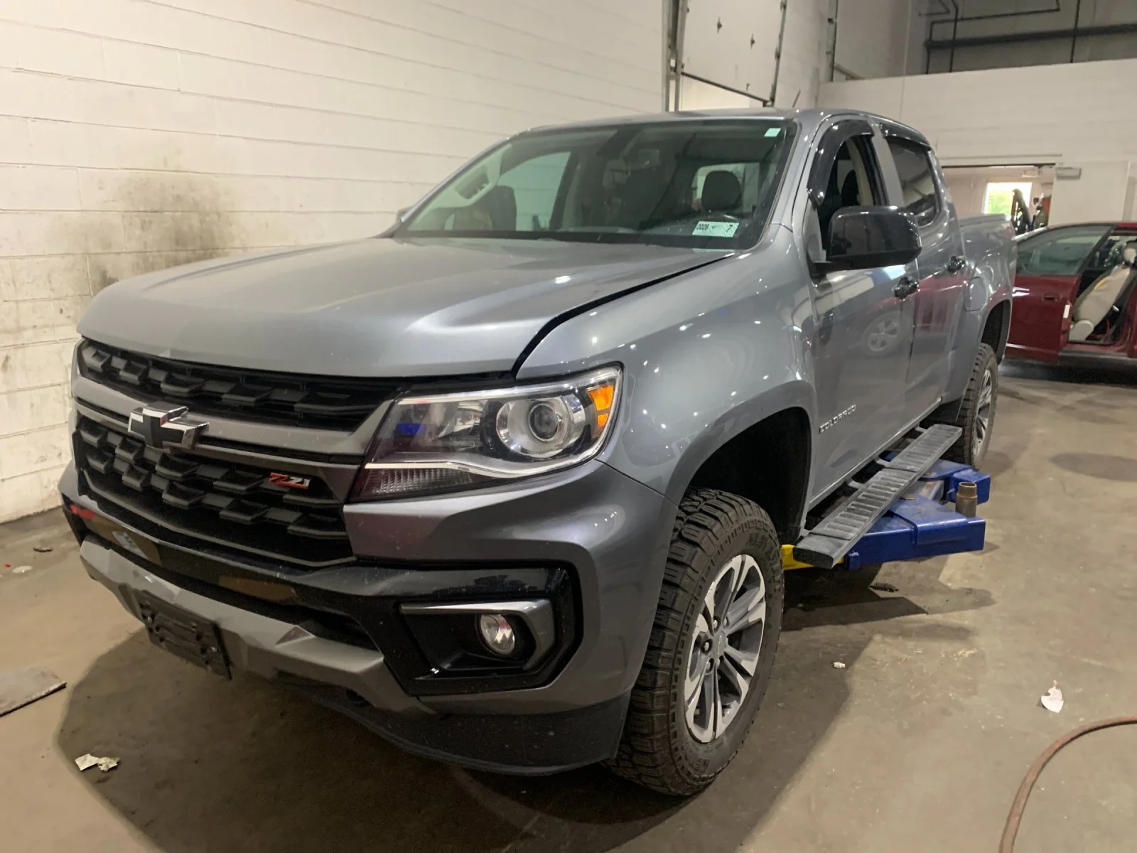 Used 2022 SATIN STEEL METALLIC Chevrolet 4WD Z71 image 5