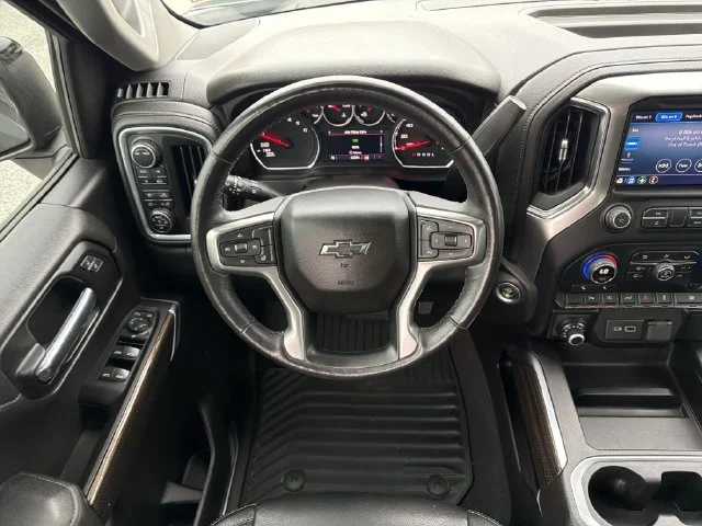 Used 2022 Gray Chevrolet RST image 14