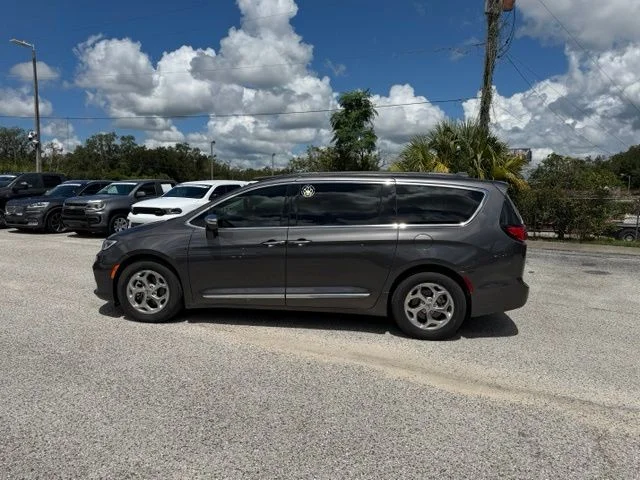 Used 2022 Gray Chrysler Limited image 6
