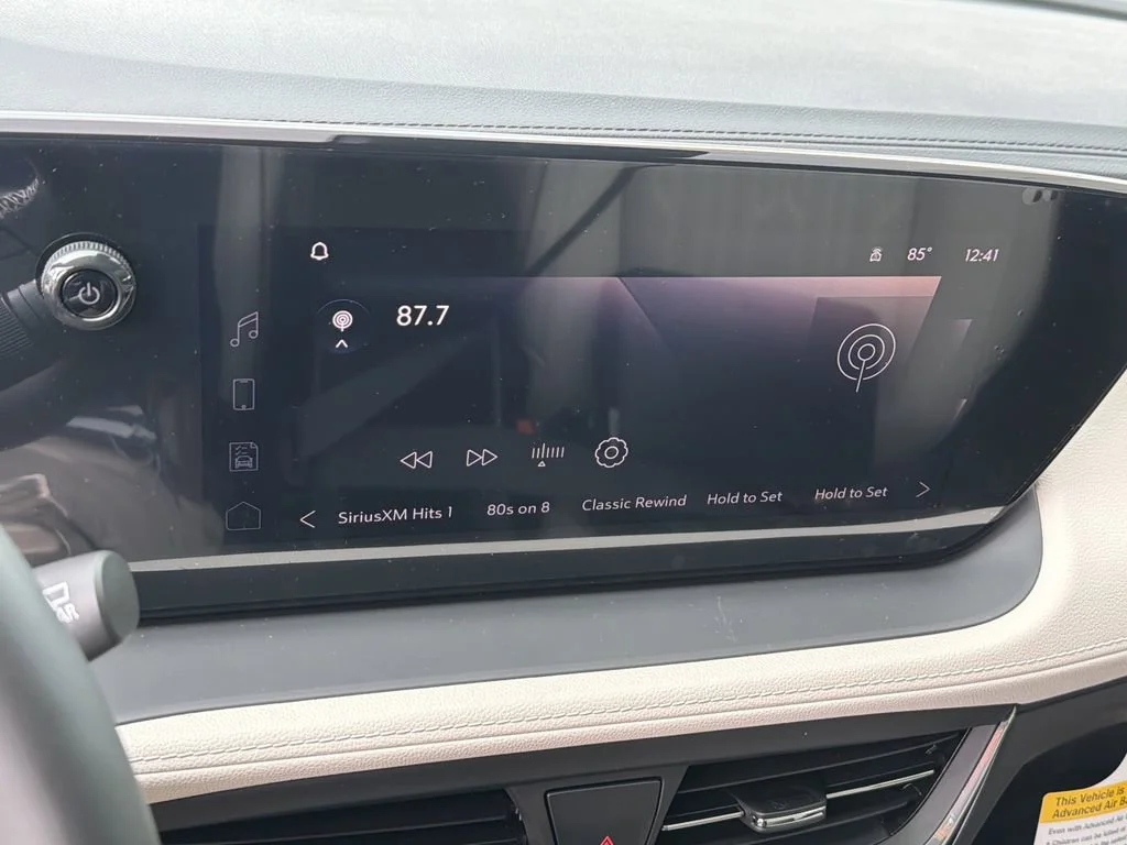New 2026 White Frost Tricoat Buick Avenir image 21