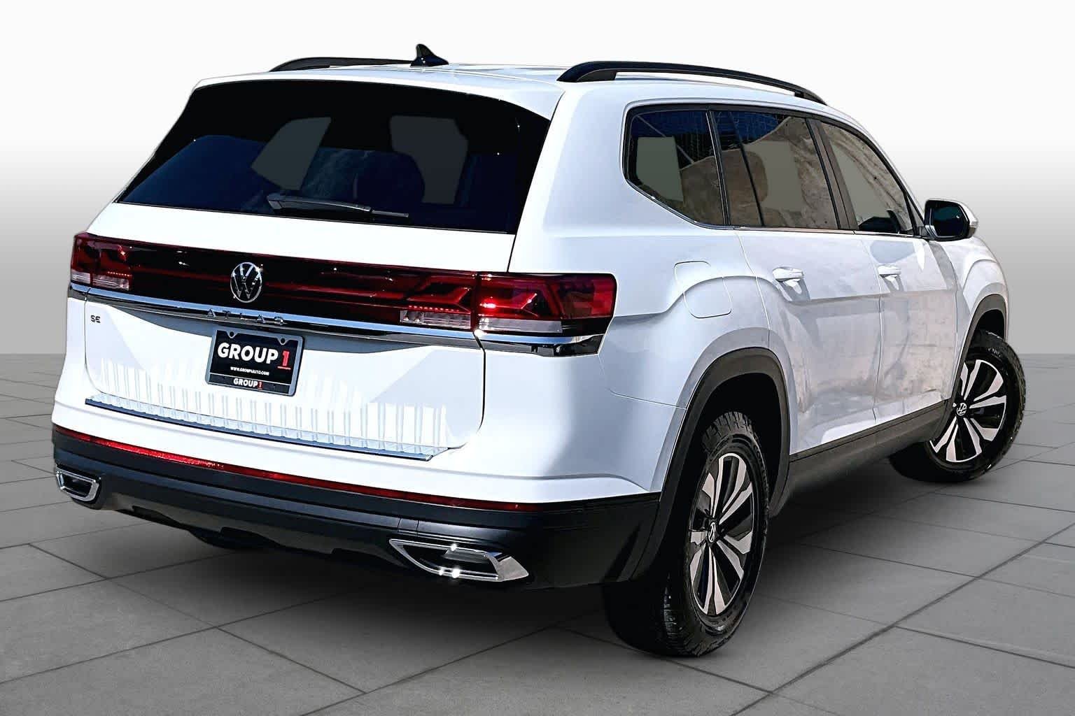 Pre-Owned 2025 Volkswagen Atlas 2.0T SE