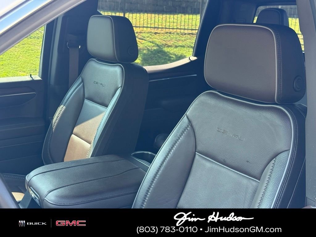 Used 2024 White GMC Denali image 20