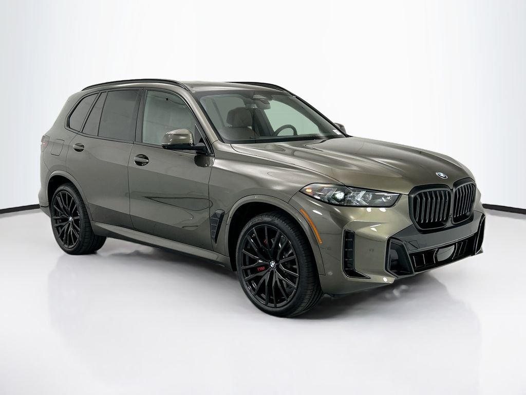 New 2026 Green Metallic BMW xDrive40i image 3