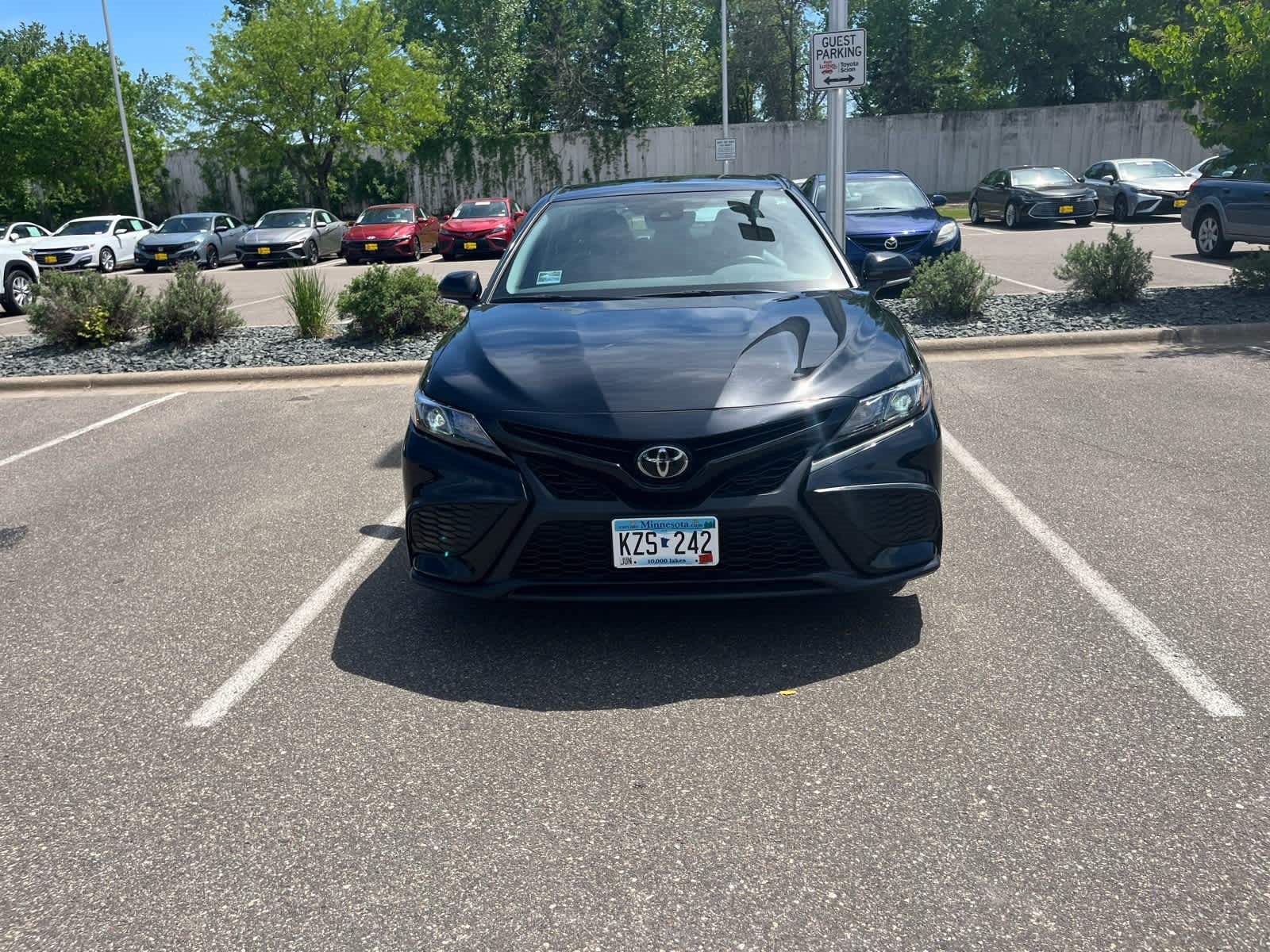 Used 2023 Toyota Camry SE with VIN 4T1G11AK1PU834116 for sale in Golden Valley, Minnesota