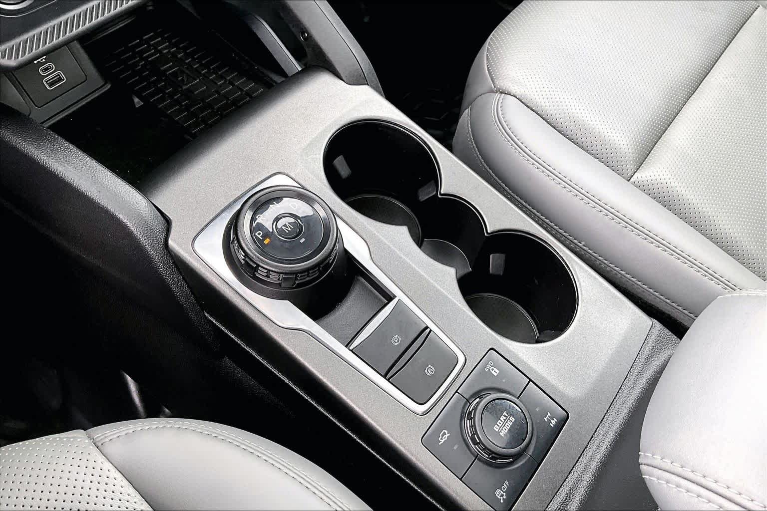 Used 2025 Carbonized Gray Metallic Ford Badlands image 16