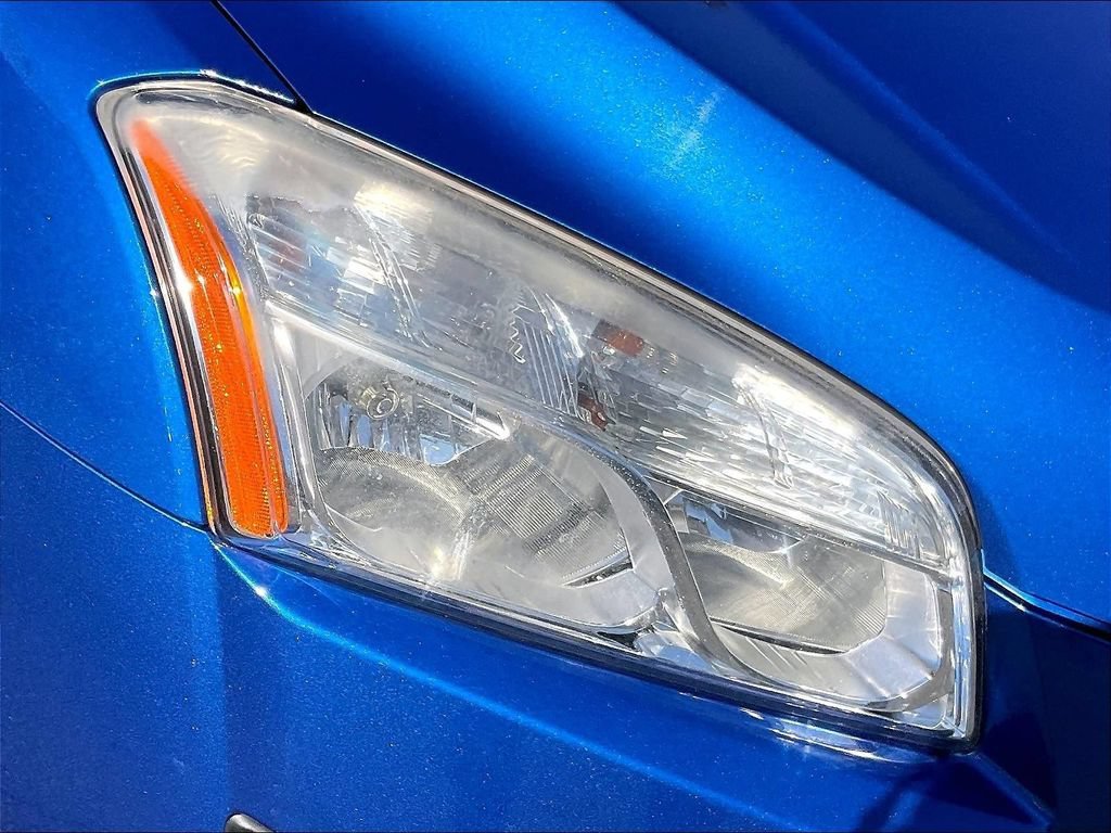Used 2015 BRILLIANT BLUE METALLIC Chevrolet LT image 31