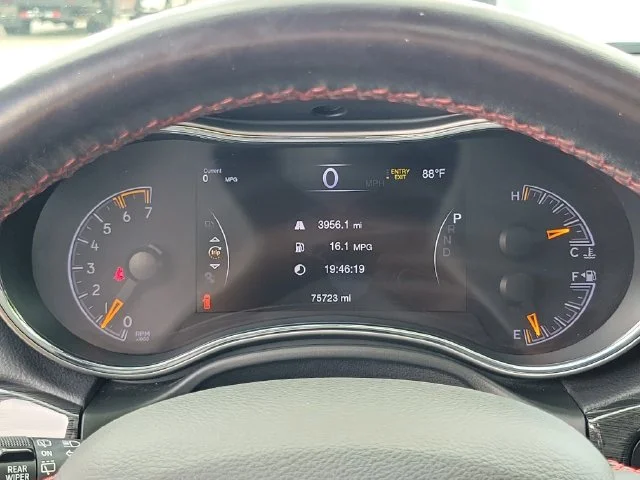Used 2020 Red Jeep Trailhawk image 24