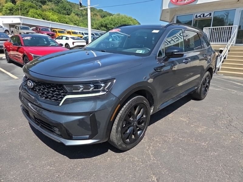 Used 2021 Gray Kia SX image 3