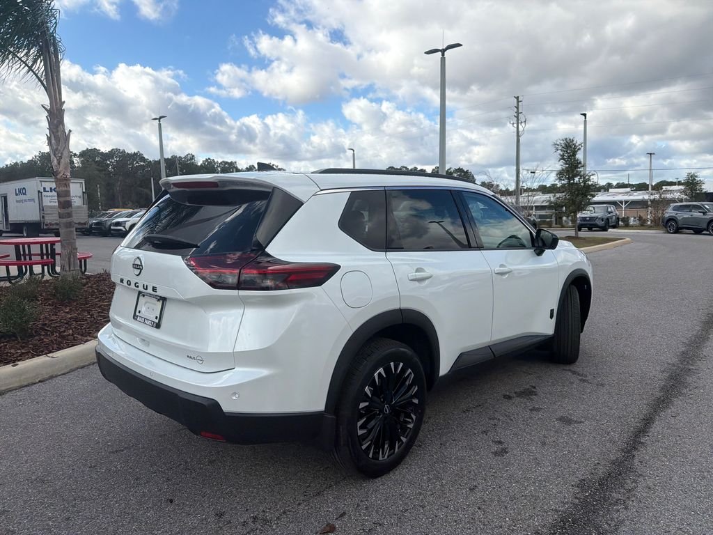 New 2026 Nissan Rogue Dark Armor 4D Sport Utility