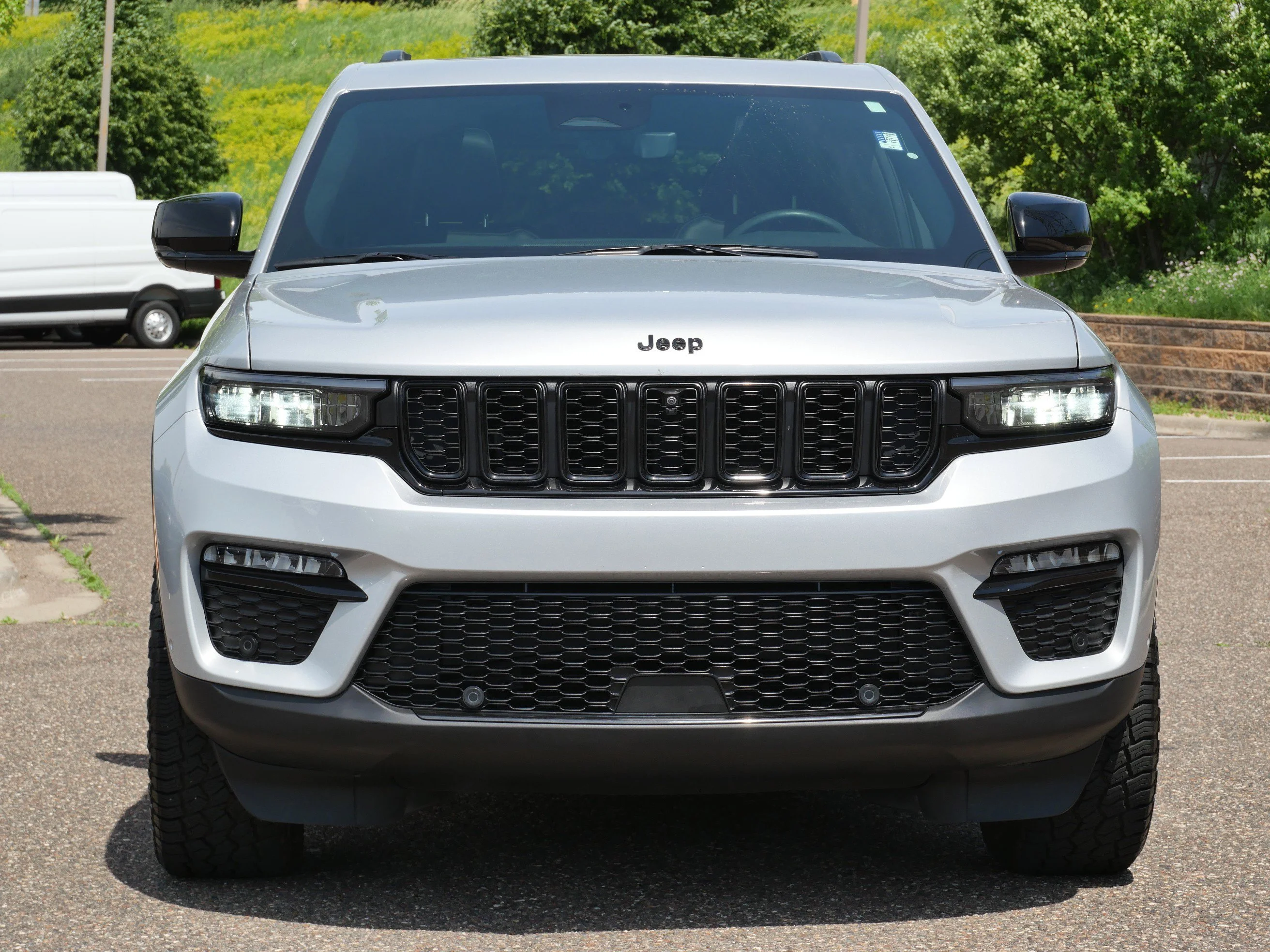 Used 2024 Jeep Grand Cherokee Limited with VIN 1C4RJHBG3RC187288 for sale in Eden Prairie, Minnesota