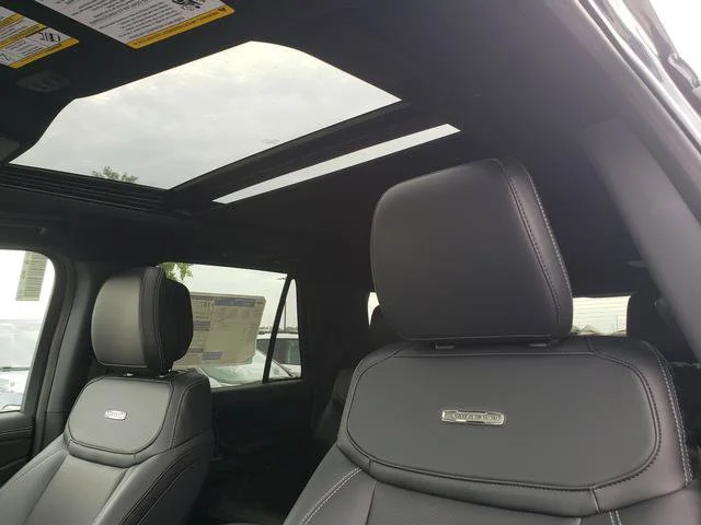 New 2027 Nocturnal Blue Metallic Ford MAX Platinum image 24