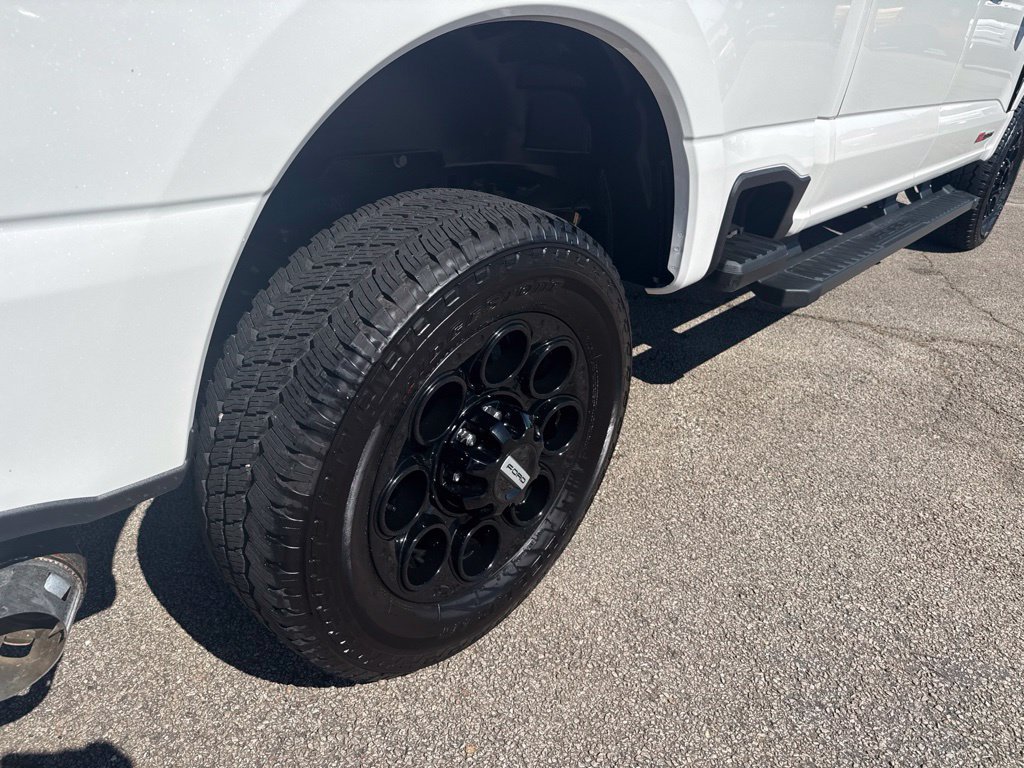 New 2026 Star White Metallic Tri-Coat Ford F-250® Lariat® image 10