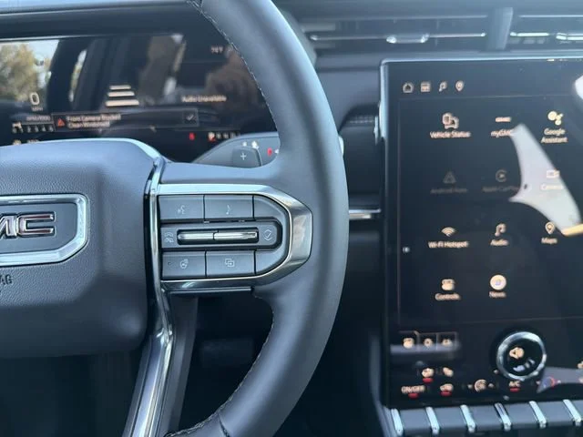 New 2026 Sterling Metallic GMC Elevation image 26