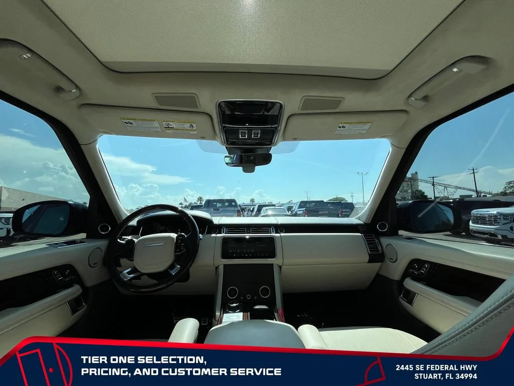 Used 2022  Land Rover Autobiography image 14