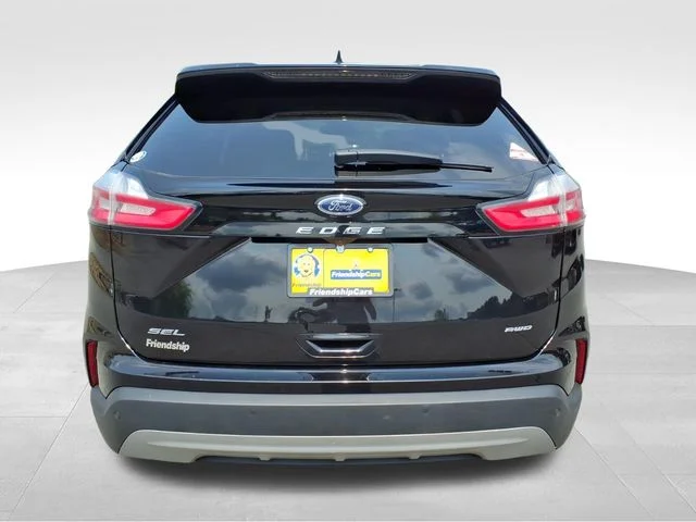 Used 2023 Black Ford SEL image 10