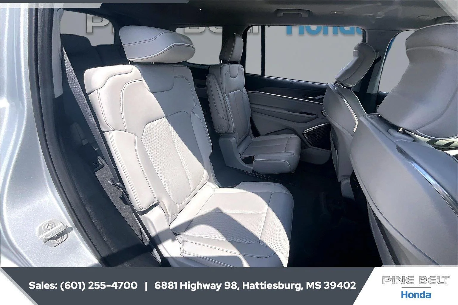 Used 2021 Silver Zynith Jeep Overland image 20