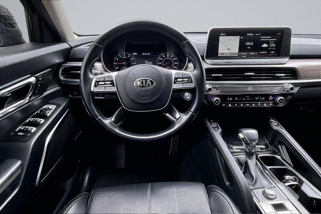 Used 2020 Black Kia SX image 5