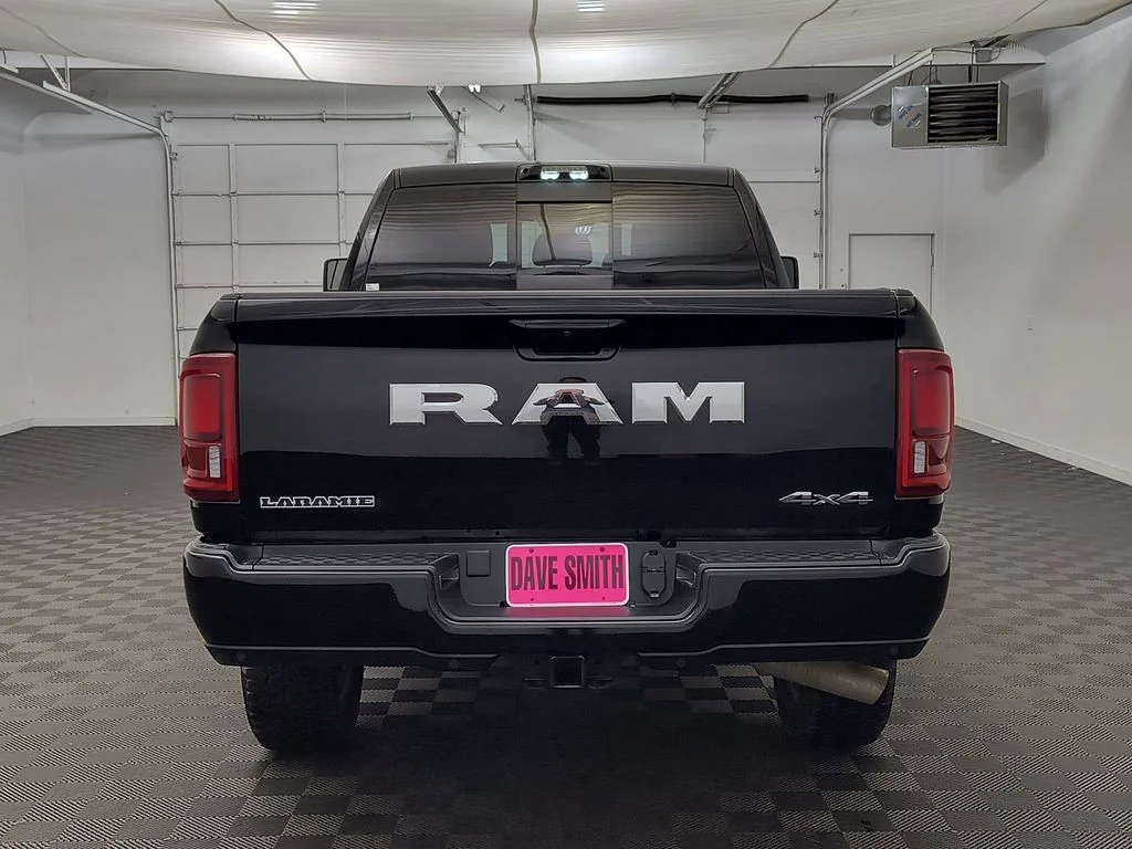 Certified Used 2025 Diamond Black Crystal Pearlcoat Ram Laramie image 9