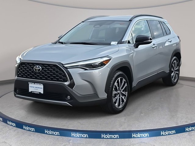 2025 Toyota Corolla Cross XLE