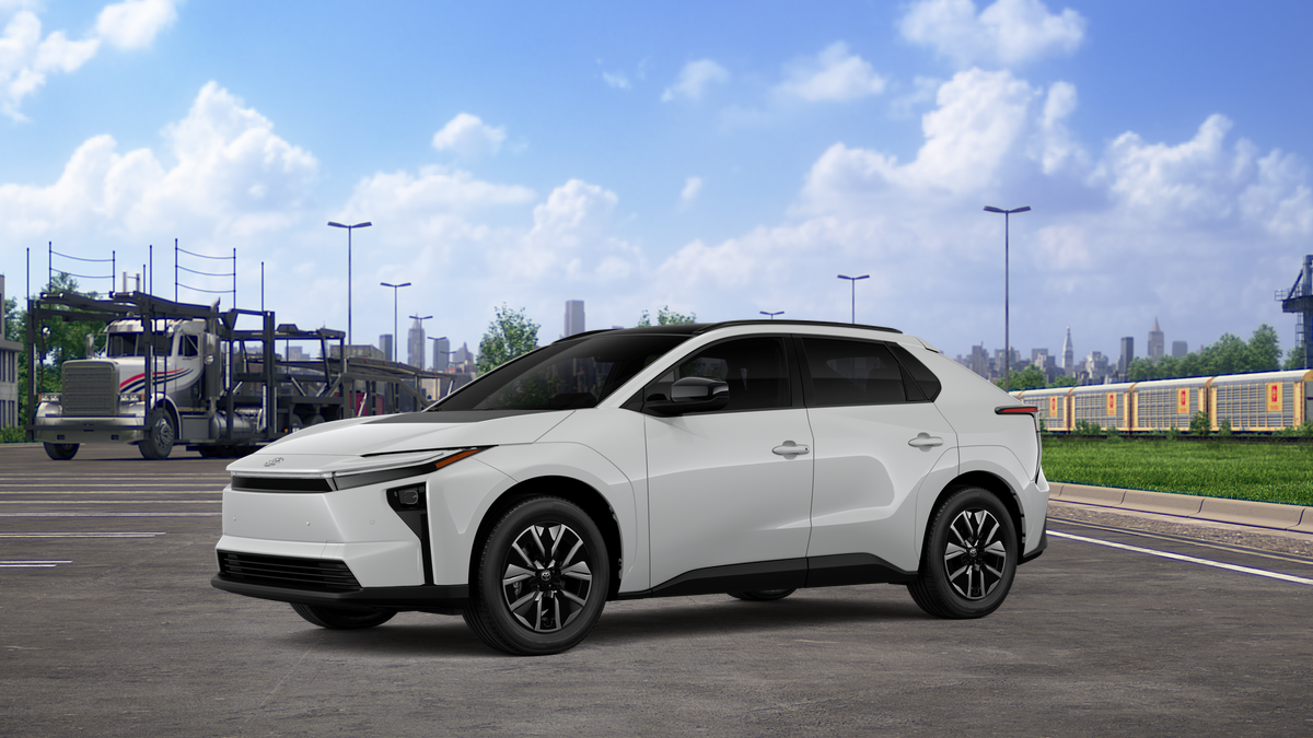 New 2026 Wind Chill Pearl Toyota XLE image 2