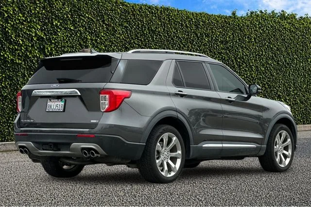 Used 2020 Gray Ford Platinum image 3