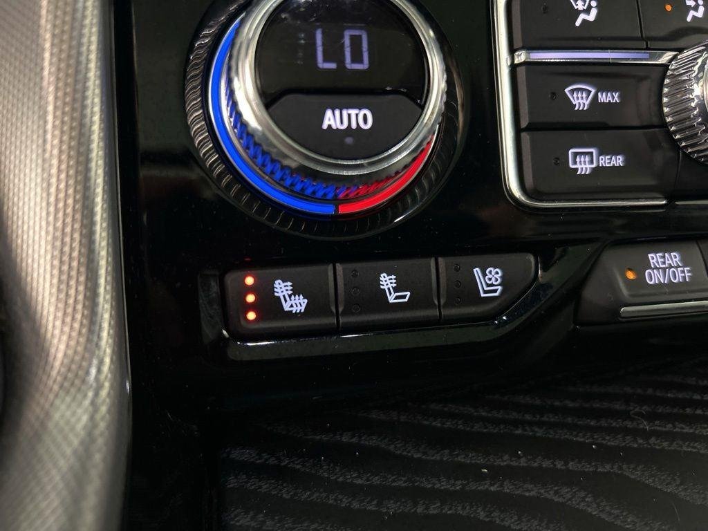 Used 2021 Onyx Black GMC Denali image 24