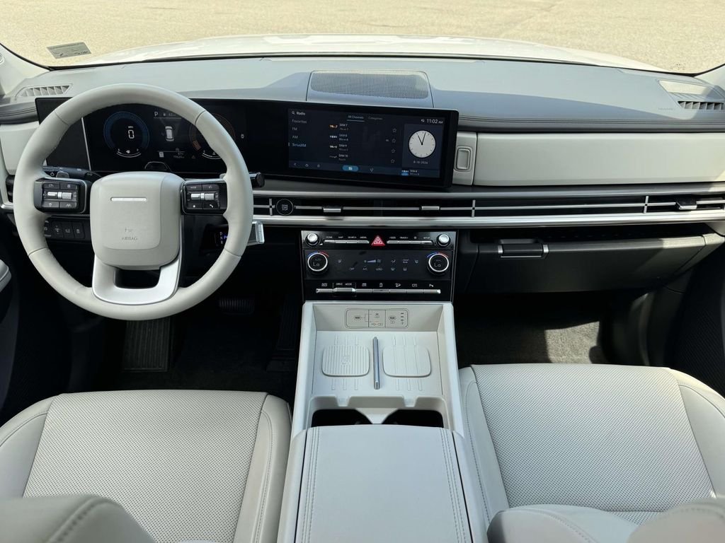 Used 2026 White Hyundai SEL image 2