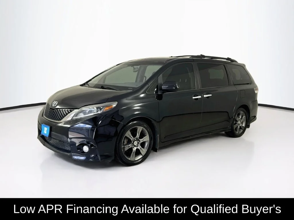 Used 2016 Midnight Black Metallic Toyota SE image 3