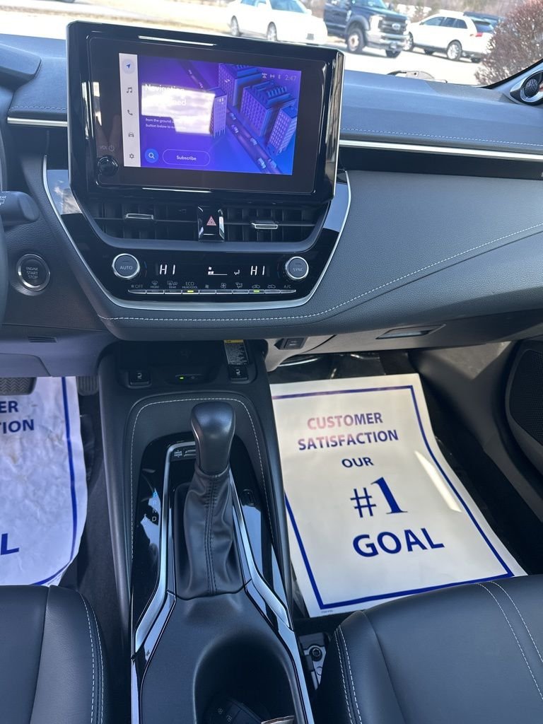 2024 Toyota Corolla Hatchback XSE - Photo 17